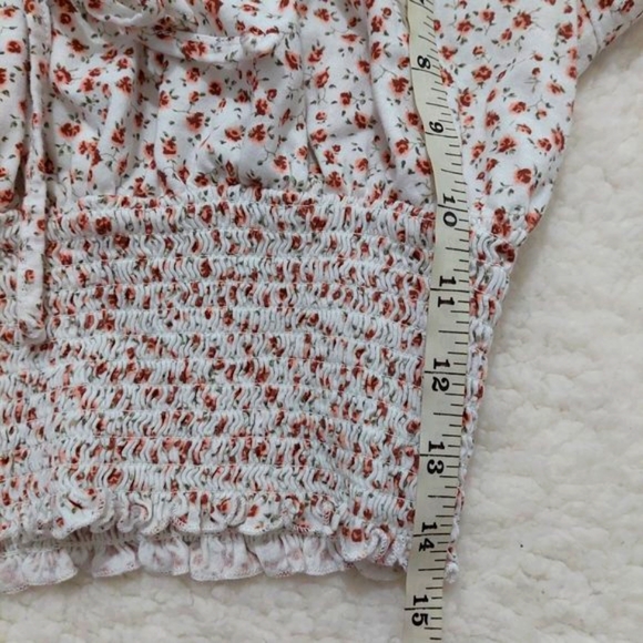 Floral peasant crop top from Garage. - Picture 4 of 8